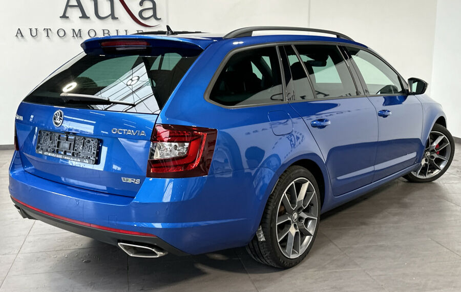 Skoda Octavia Combi 2.0 TDI DSG RS NAV+LED+AHK+KAM+DAB