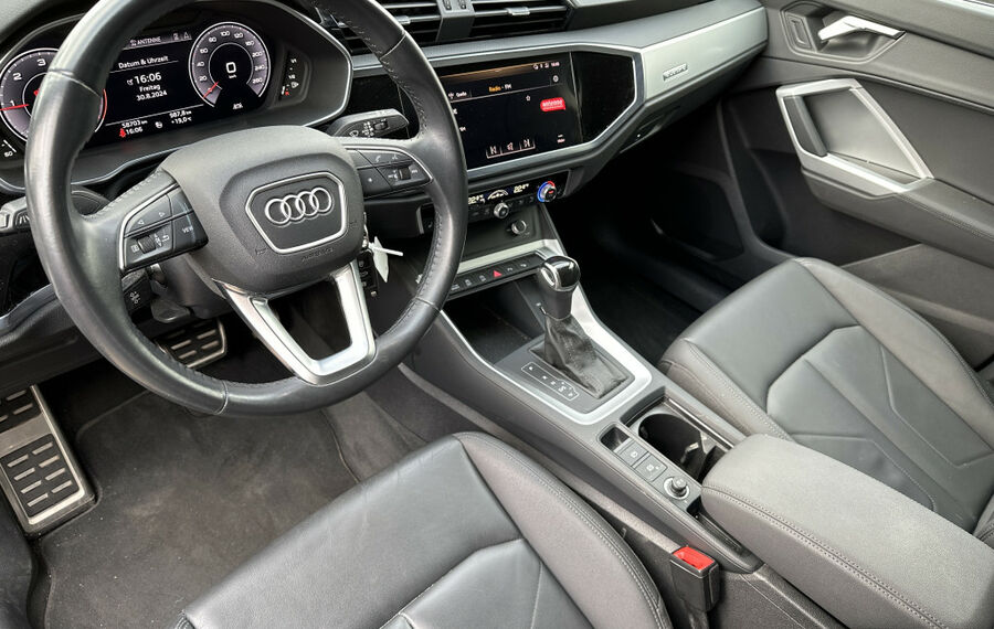 Audi Q3 40 TDI Quattro S-Line NAV+LED+19ZOLL+VCOCKPIT