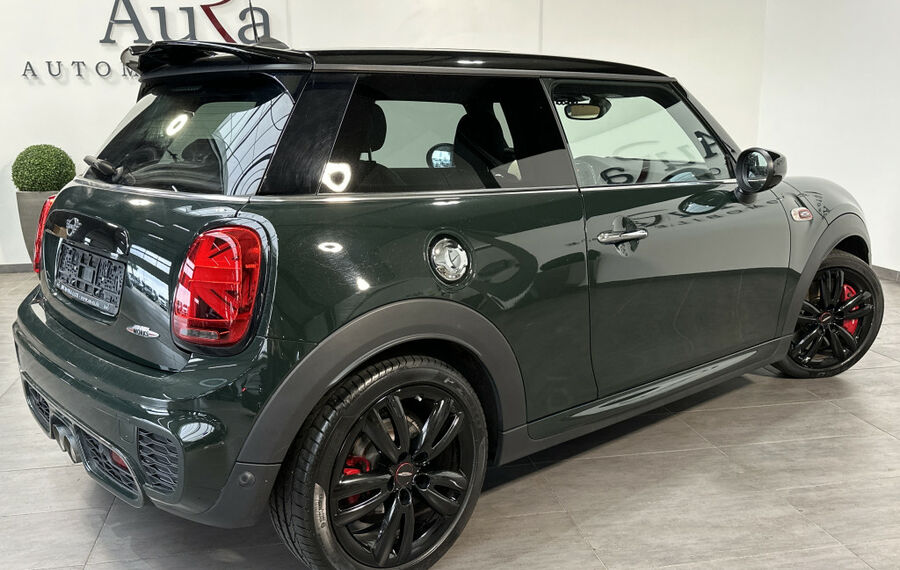 MINI John Cooper Works Sport-Aut. Black NAV+LED+PANO