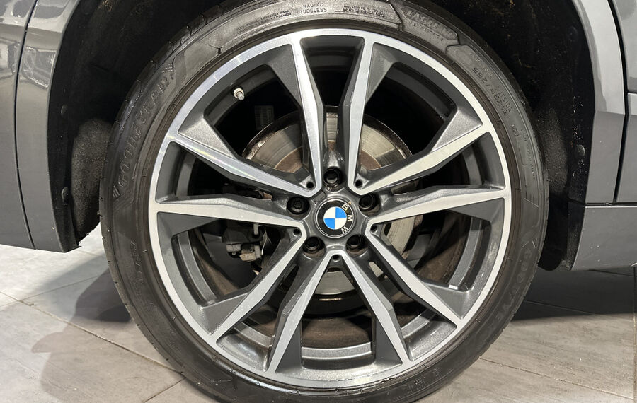 BMW X2 xDrive20d M-Sport NAV+LED+PANO+KAMERA+19ZO+PP