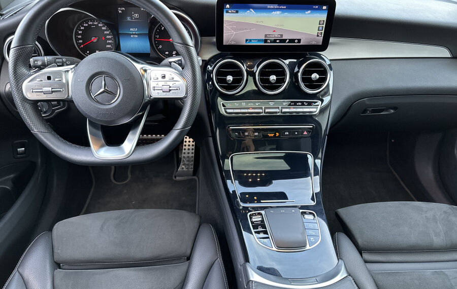 Mercedes-Benz GLC 220d 4Matic AMG-Line NAV+LED+PANO+360GRAD+PP