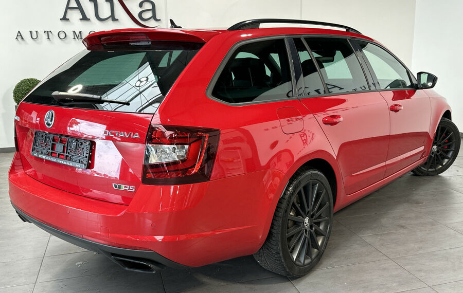 Skoda Octavia Combi 2.0 TSI DSG RS 245 Challenge Pro 