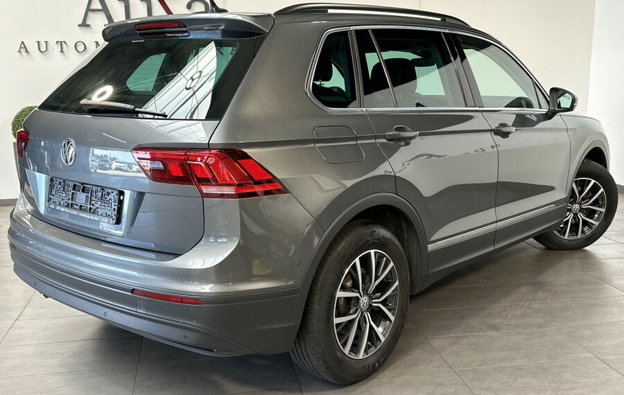 VW Tiguan 2.0 TDI DSG NAV+LED+AHK+KAMERA+V-COCKPIT