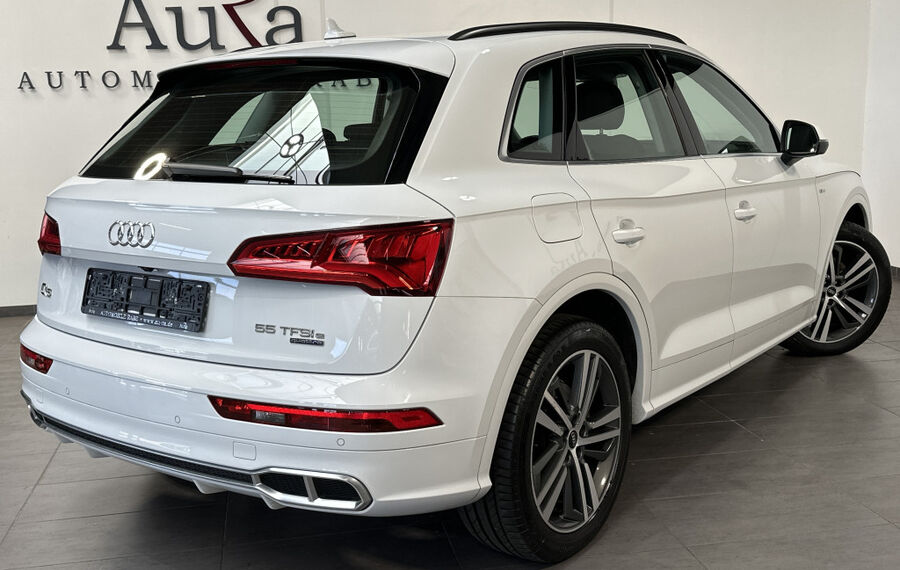 Audi Q5 55 TFSI e Quattro S-Line NAV+LED+AHK+ACC+20ZO