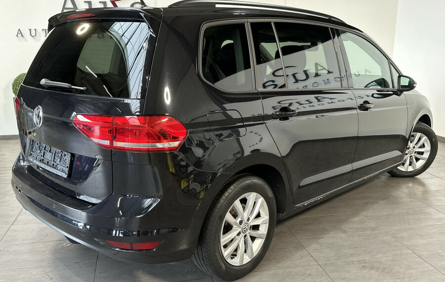 VW Touran 2.0 TDI Comfortline NAV+LED+KAMERA+AHK+PP