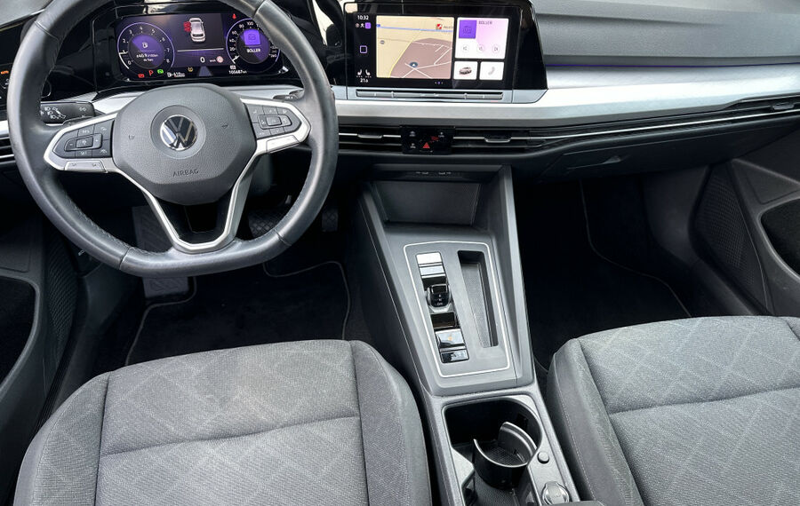 VW Golf Life eTSI 5-Türer NAV+LED+CARPLAY+ACC+KAM