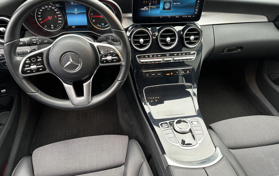 Mercedes-Benz C 300de T Avantgarde NAV+LED+DISTRONIC+18ZO+KAM