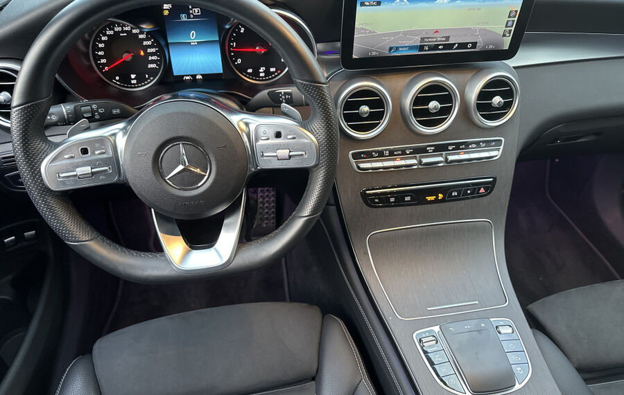 Mercedes-Benz GLC 220d 4Matic AMG-Line NAV+LED+AHK+PANO+19ZOLL