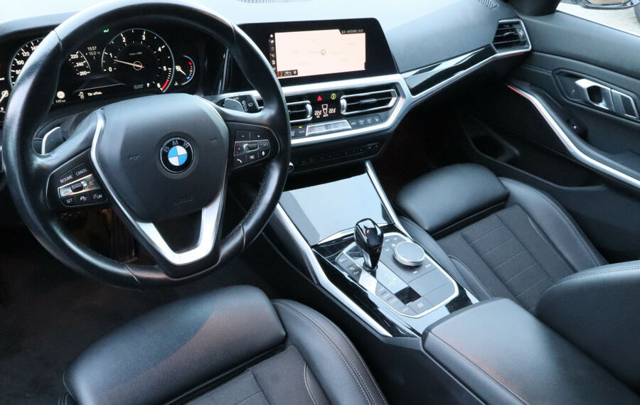 BMW 330d Touring Sport-Line NAV+LED+ACC+LIVE-COCKPIT