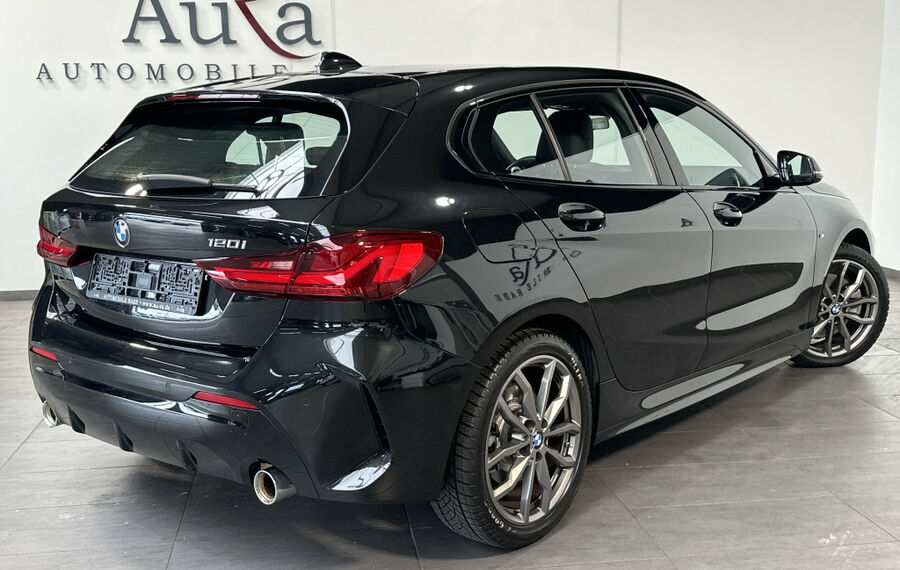 BMW 120i Aut. M-Sport NAV+LED+HEAD-UP+SHZ+HIFI+ALARM