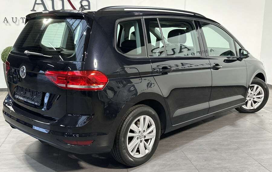 VW Touran 1.5 TSI DSG Comfortline NAV+LED+ACC+KAM  