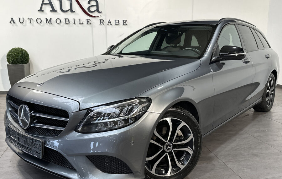 Mercedes-Benz C 220d T Avantgarde Night-Paket NAV+LED+AHK+WIDESCREEN