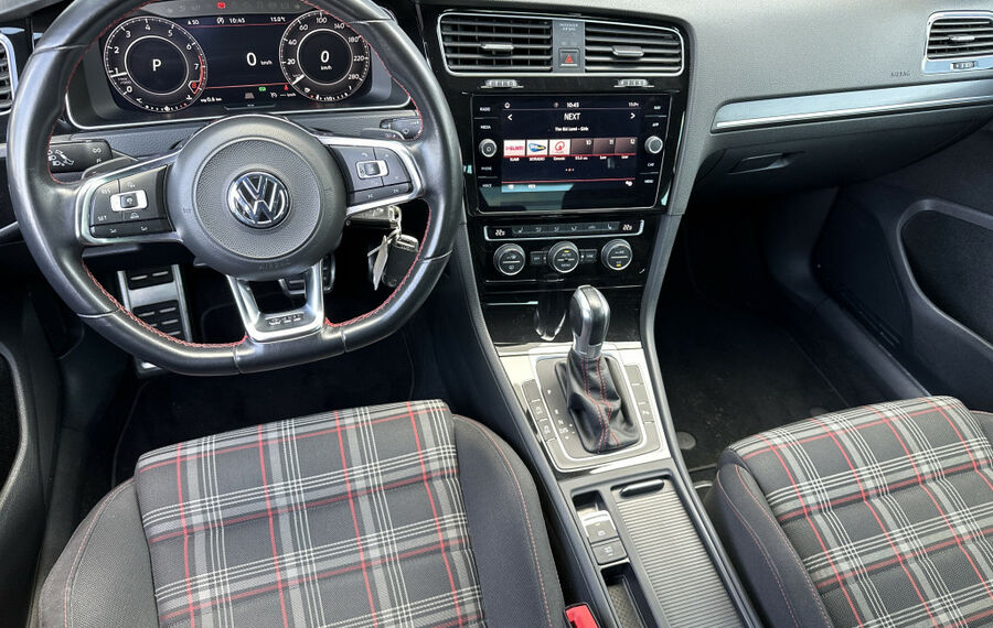 VW Golf 2.0 TSI GTI DSG NAV+LED+ACC+VCOCK+DYNAUDIO+2Hd