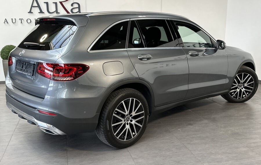 Mercedes-Benz GLC 220d 4Matic AMG-Line NAV+LED+PANO+360GRAD+PP