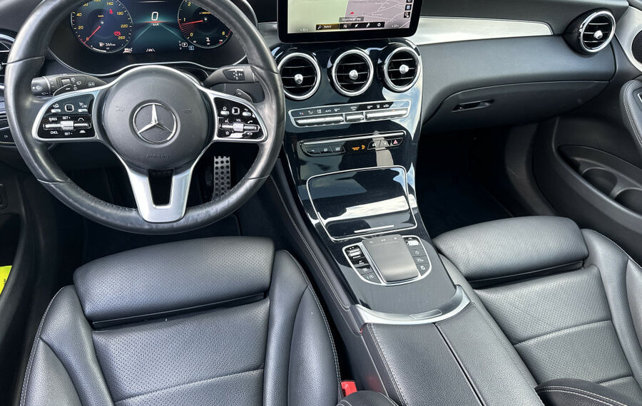 Mercedes-Benz GLC 300 d 4M AMG-Line NAV+LED+AHK+PANO+KAMERA