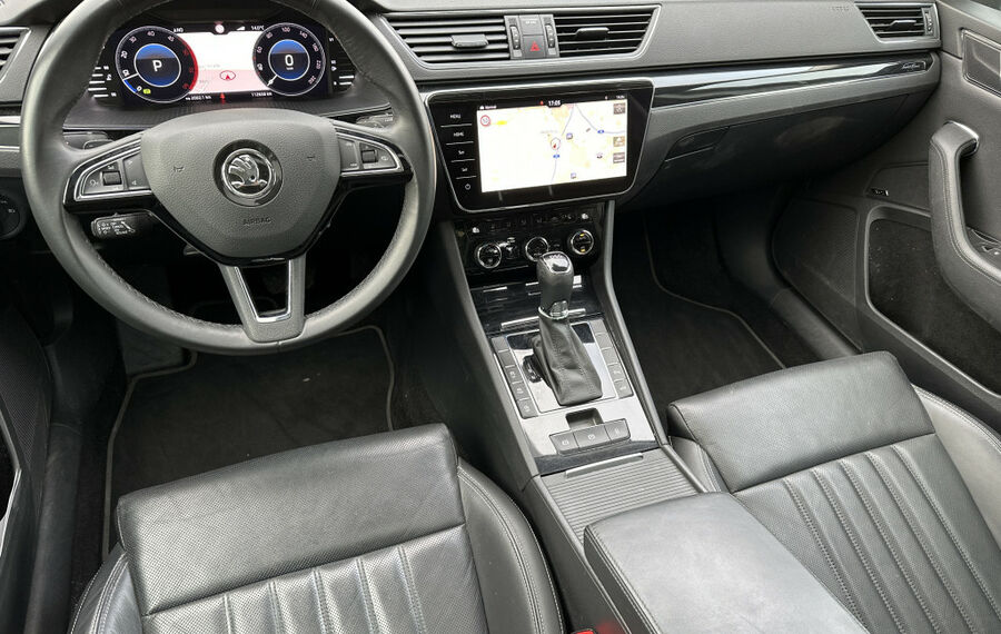 Skoda Superb Combi 2.0 TDI DSG L&K NAV+LED+PANO+ACC+SH