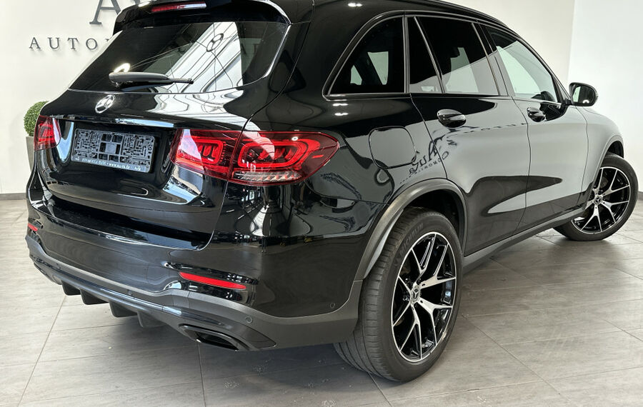 Mercedes-Benz GLC 220d 4Matic AMG-Line NAV+LED+WIDESCREEN+20ZO