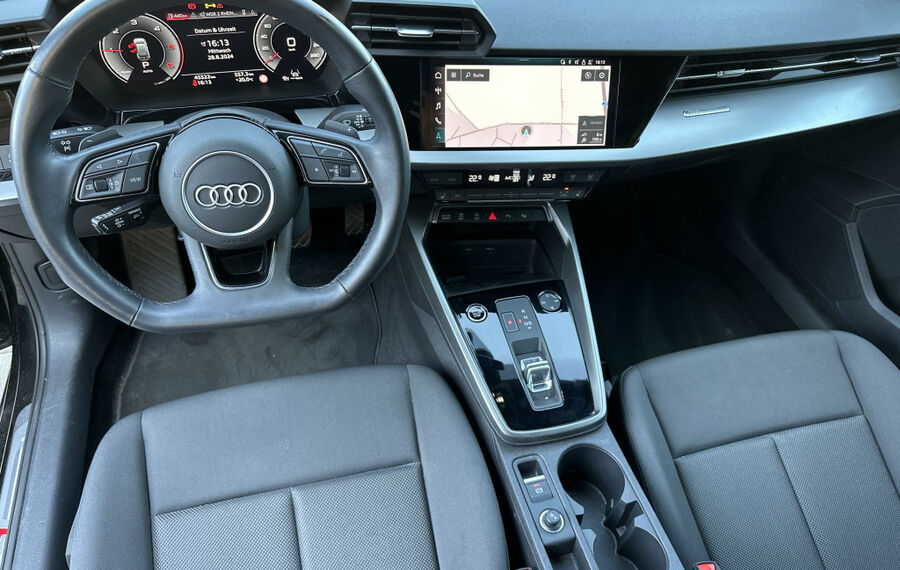 Audi A3 SpB 35 TDI S-Line Aut. NAV+LED+VCOCK+ACC+1HD