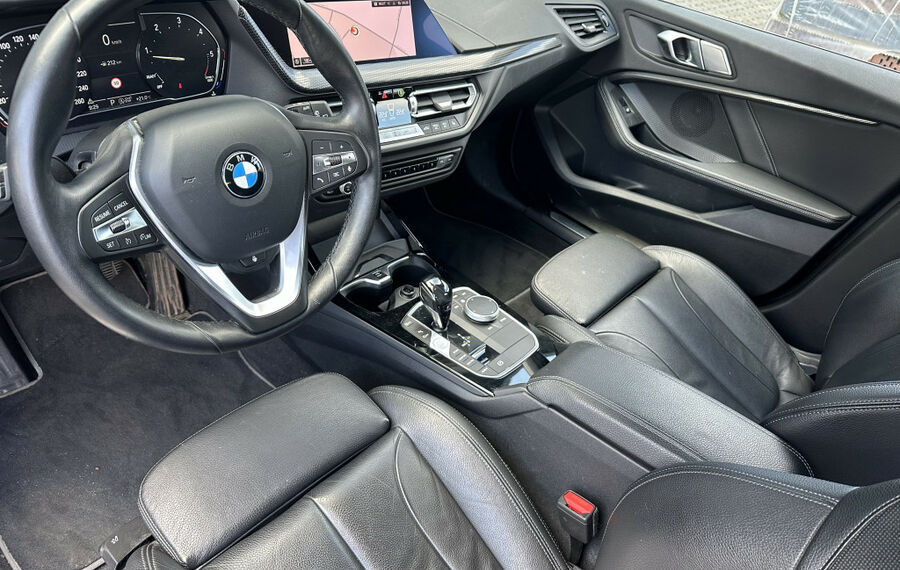 BMW 120d xDrive Sport-Line NAV+LED+LIVE-COCKPIT+SHZ