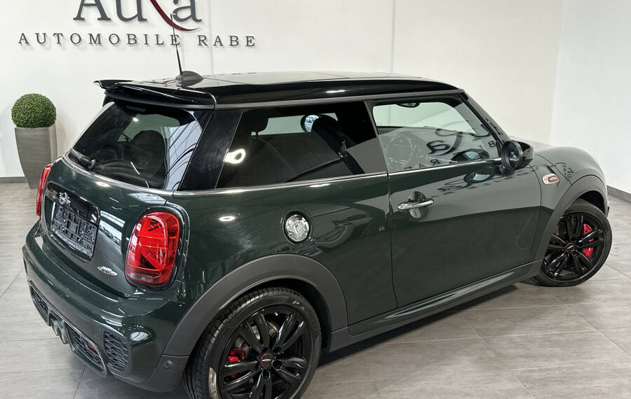 MINI John Cooper Works Sport-Aut. Black NAV+LED+PANO