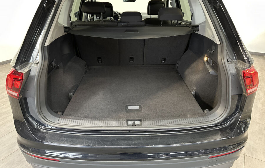 VW Tiguan Allspace 2.0 TDI DSG CL NAV+LED+ACC+KAM  