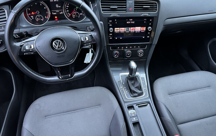 VW Golf 1.5 TSI DSG Comfortline NAV+PANORAMA+ACC+SH