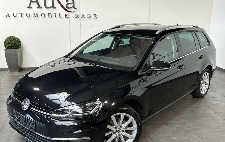 VW Golf Variant 1.5 TSI Highline NAV+LED+ACC+AHK+PP